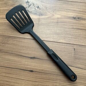 Vintage Black Nylon Plastic Spatula Turner Flipper‎ FARBERRWARE Holes Slotted